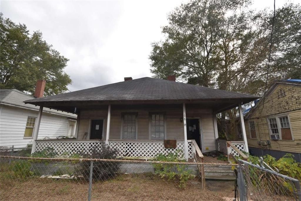 68 Poplar Street, Porterdale, GA 30014