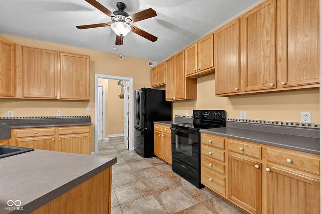 4003 Storrow Way, Westfield, IN 46062