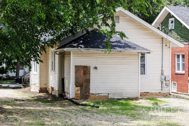 360 S ELM Avenue, Kankakee, IL 60901