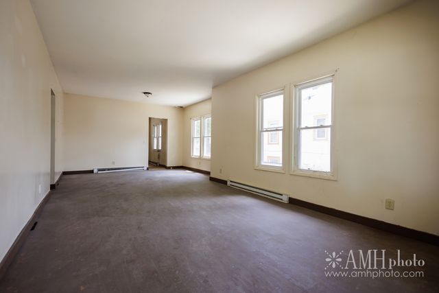 360 S ELM Avenue, Kankakee, IL 60901