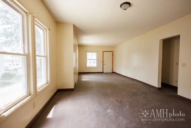 360 S ELM Avenue, Kankakee, IL 60901