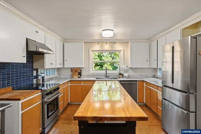 1155 NW 17th St, Corvallis, OR 97330