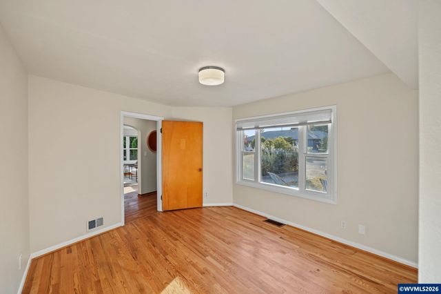1155 NW 17th St, Corvallis, OR 97330