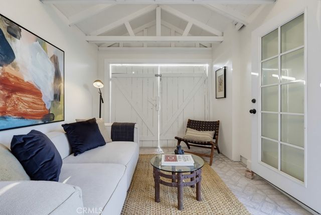320 Saint Joseph, Long Beach, CA 90814