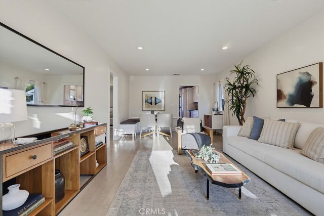 320 Saint Joseph, Long Beach, CA 90814