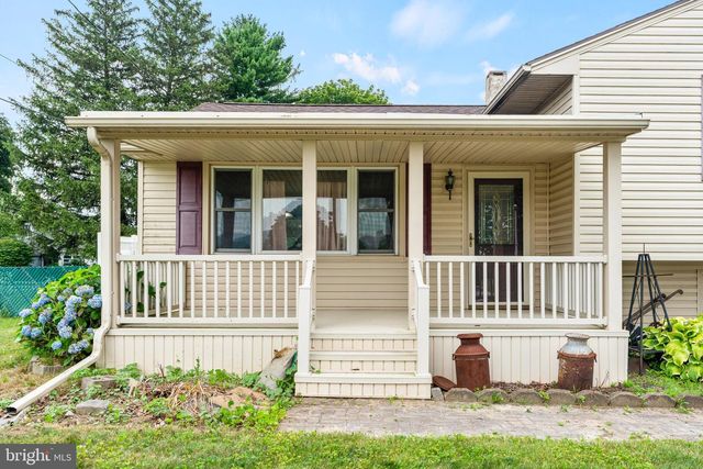 1209 BALTHASER ST, Harrisburg, PA 17112