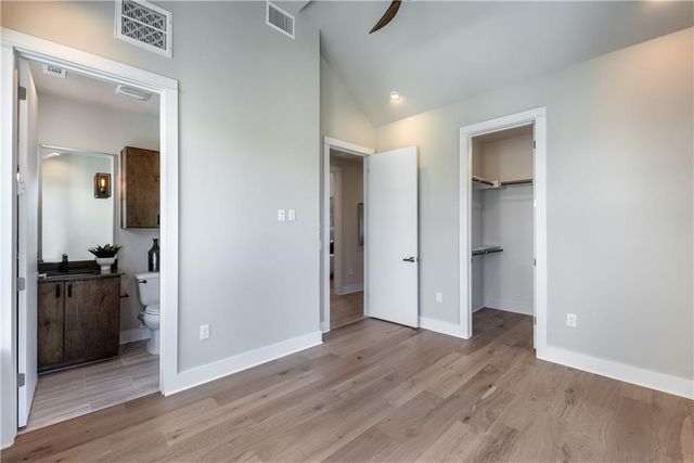 2300 Enfield RD 304, Austin, TX 78703