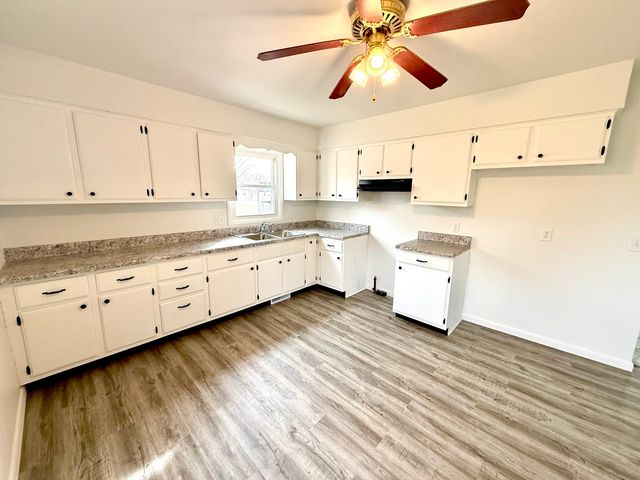 1426 Kings Court, Colona, IL 61241