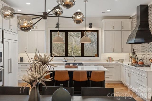 692 Lost Trail, Highlands, NC 28741