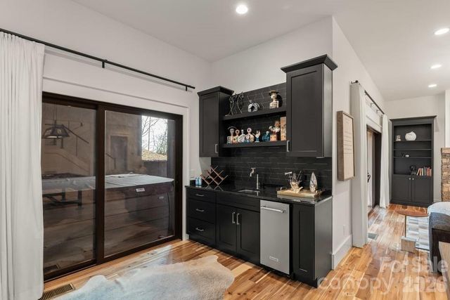 692 Lost Trail, Highlands, NC 28741