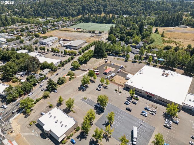 17112 Se POWELL Blvd, Portland, OR 97236