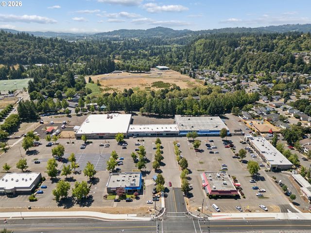 17112 Se POWELL Blvd, Portland, OR 97236