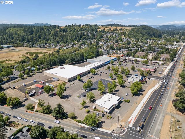 17112 Se POWELL Blvd, Portland, OR 97236