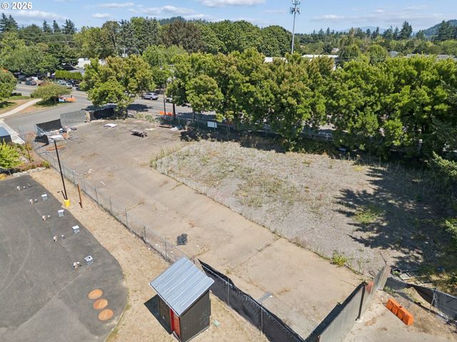 17112 Se POWELL Blvd, Portland, OR 97236