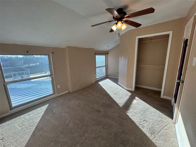 605 Tanglewood Drive, Friendswood, TX 77546