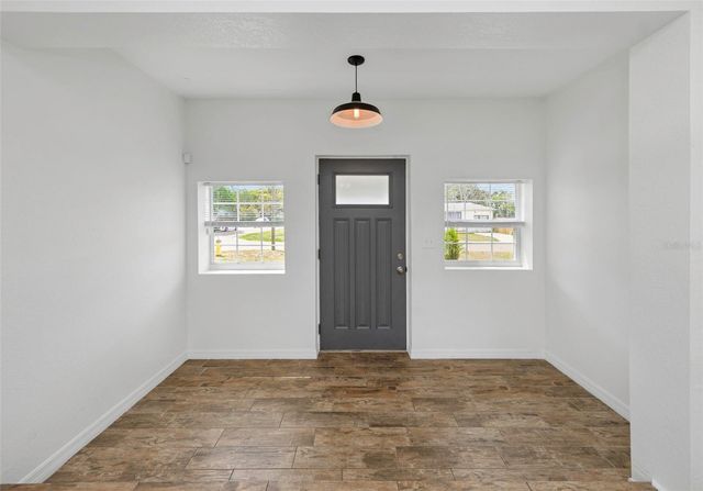 2545 32ND AVENUE N, St Petersburg, FL 33713