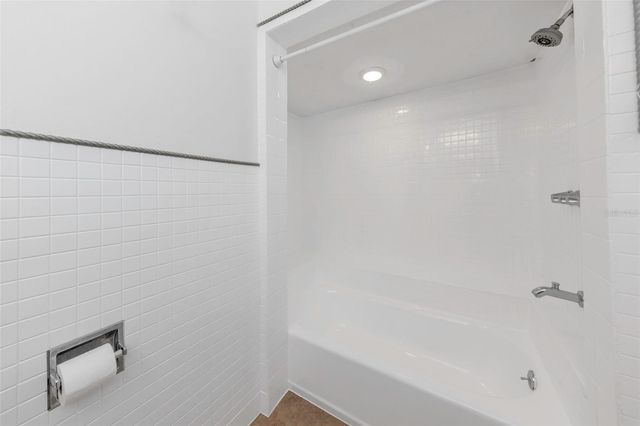 2545 32ND AVENUE N, St Petersburg, FL 33713