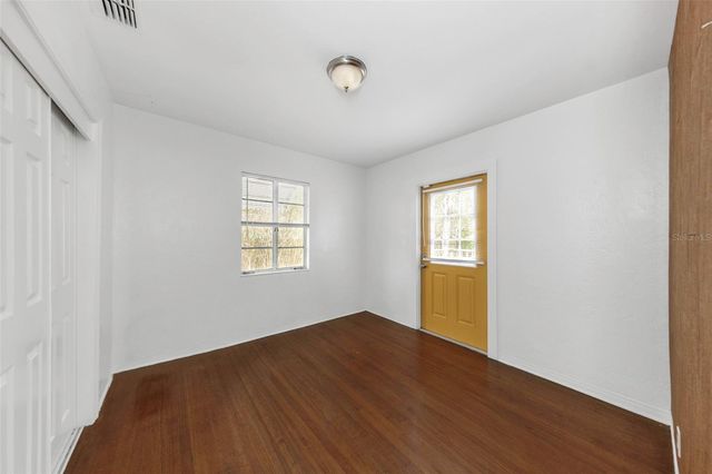 2545 32ND AVENUE N, St Petersburg, FL 33713