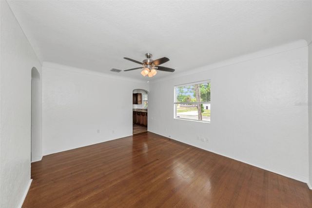 2545 32ND AVENUE N, St Petersburg, FL 33713