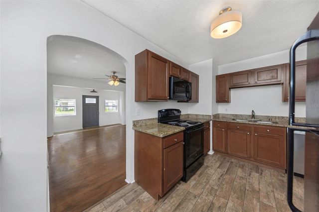 2545 32ND AVENUE N, St Petersburg, FL 33713