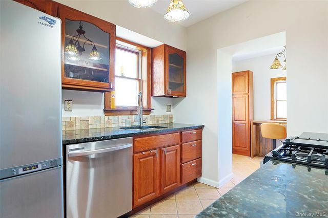 170 Montgomery Street, Newburgh, NY 12550