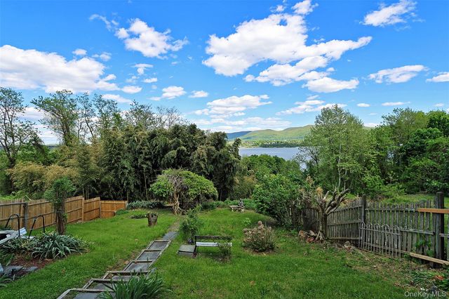 170 Montgomery Street, Newburgh, NY 12550