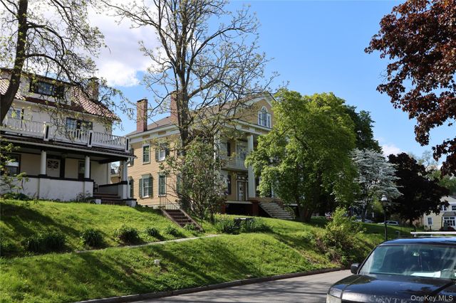 170 Montgomery Street, Newburgh, NY 12550