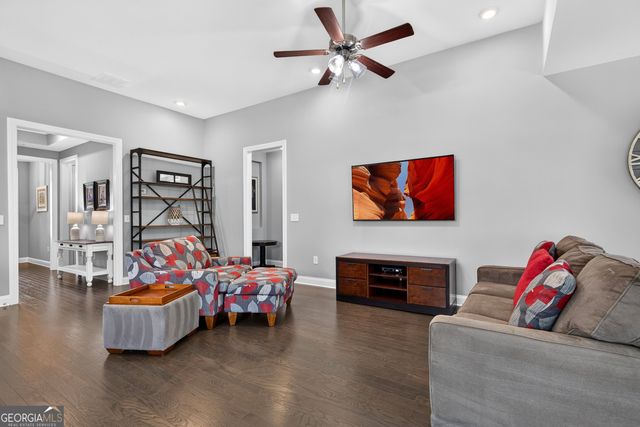 510 Cottonwood Circle, Peachtree City, GA 30269