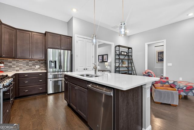 510 Cottonwood Circle, Peachtree City, GA 30269