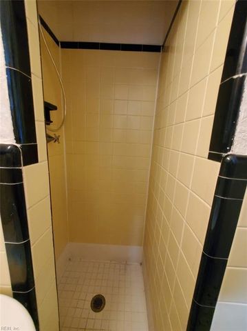 1710 Kingston Ave Apt 3, Norfolk, VA 23503