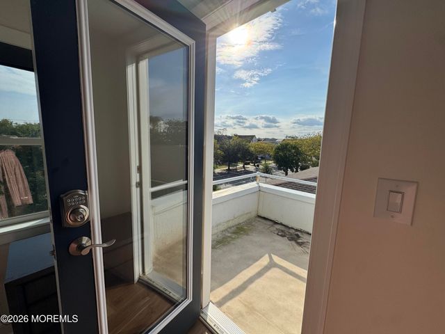 307 7th Avenue Apt 3, Asbury Park, NJ 07712