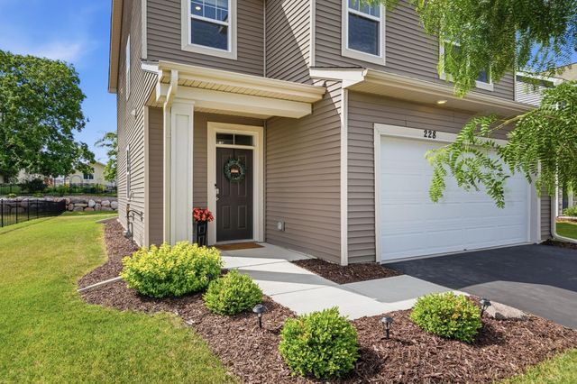 228 Snowdrop Trail, Waconia, MN 55387