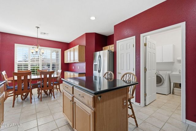 3162 E PEACH TREE Drive, Chandler, AZ 85249