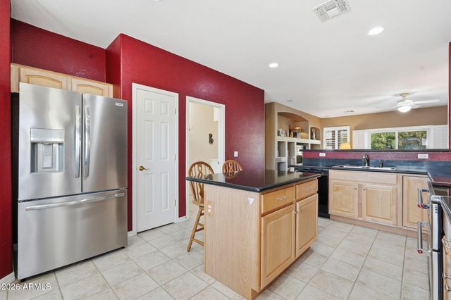 3162 E PEACH TREE Drive, Chandler, AZ 85249