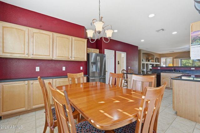 3162 E PEACH TREE Drive, Chandler, AZ 85249