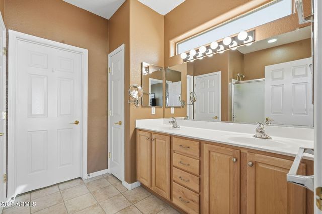 3162 E PEACH TREE Drive, Chandler, AZ 85249