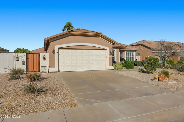 3162 E PEACH TREE Drive, Chandler, AZ 85249