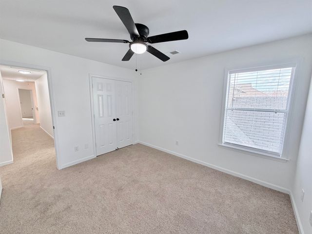 1376 ISLAND TOWN DR, Memphis, TN 38103