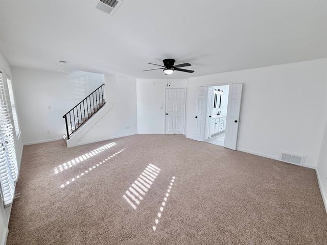 1376 ISLAND TOWN DR, Memphis, TN 38103