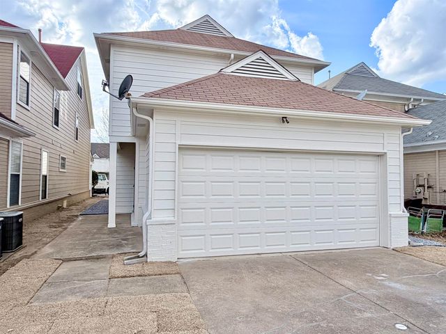 1376 ISLAND TOWN DR, Memphis, TN 38103