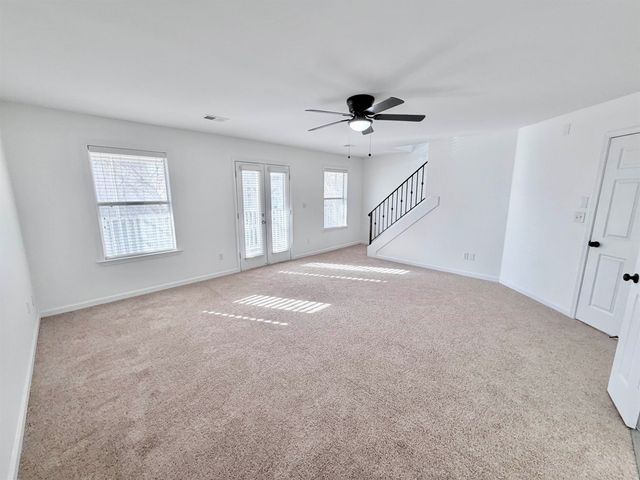 1376 ISLAND TOWN DR, Memphis, TN 38103