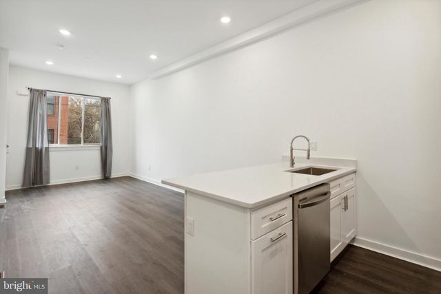 2032 N 18TH ST, Philadelphia, PA 19121