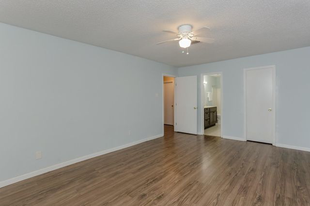 2146 Greenbriar Colony Drive 3, Houston, TX 77032
