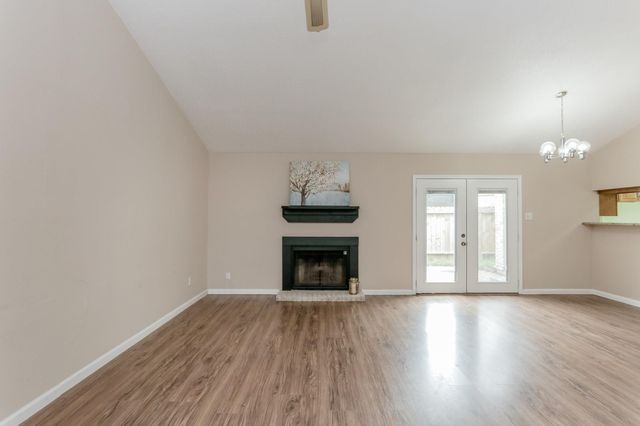 2146 Greenbriar Colony Drive 3, Houston, TX 77032