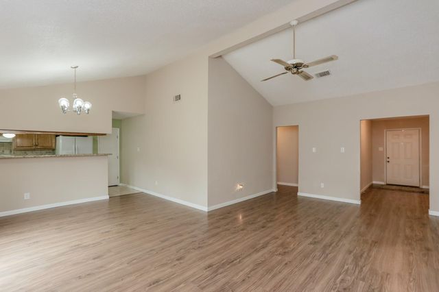 2146 Greenbriar Colony Drive 3, Houston, TX 77032