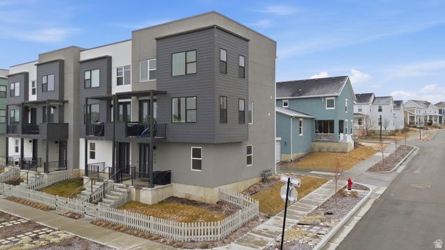 6148 W SOUTH JORDAN PKWY, South Jordan, UT 84009