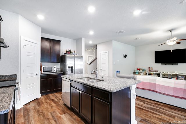 6803 EMERALD VALLEY, San Antonio, TX 78242