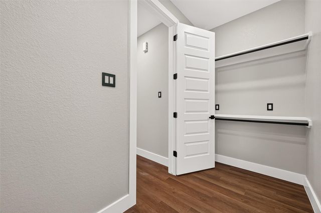 703 Carol Lynn Drive B, Missouri City, TX 77489