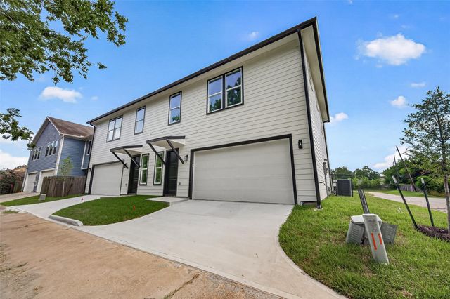 703 Carol Lynn Drive B, Missouri City, TX 77489