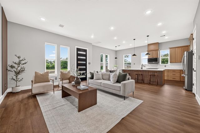 703 Carol Lynn Drive B, Missouri City, TX 77489